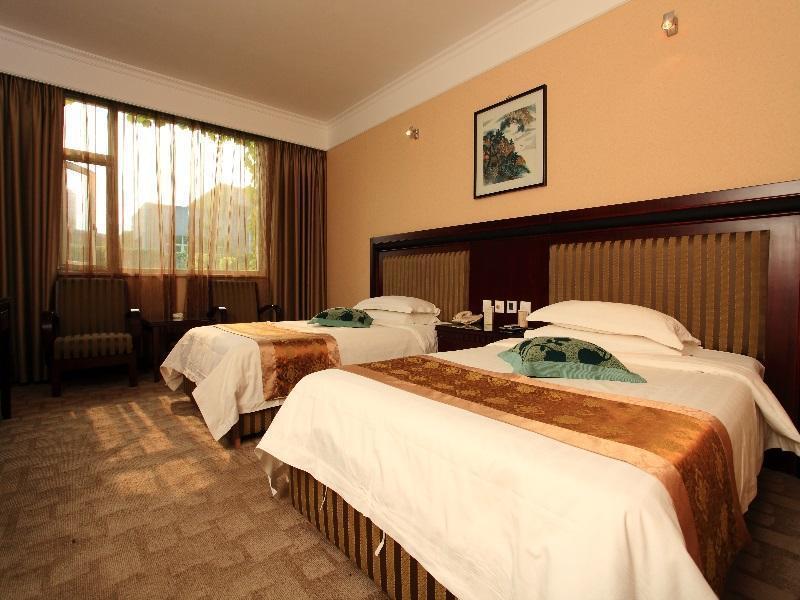 Emeishan Huasheng Hotel Экстерьер фото